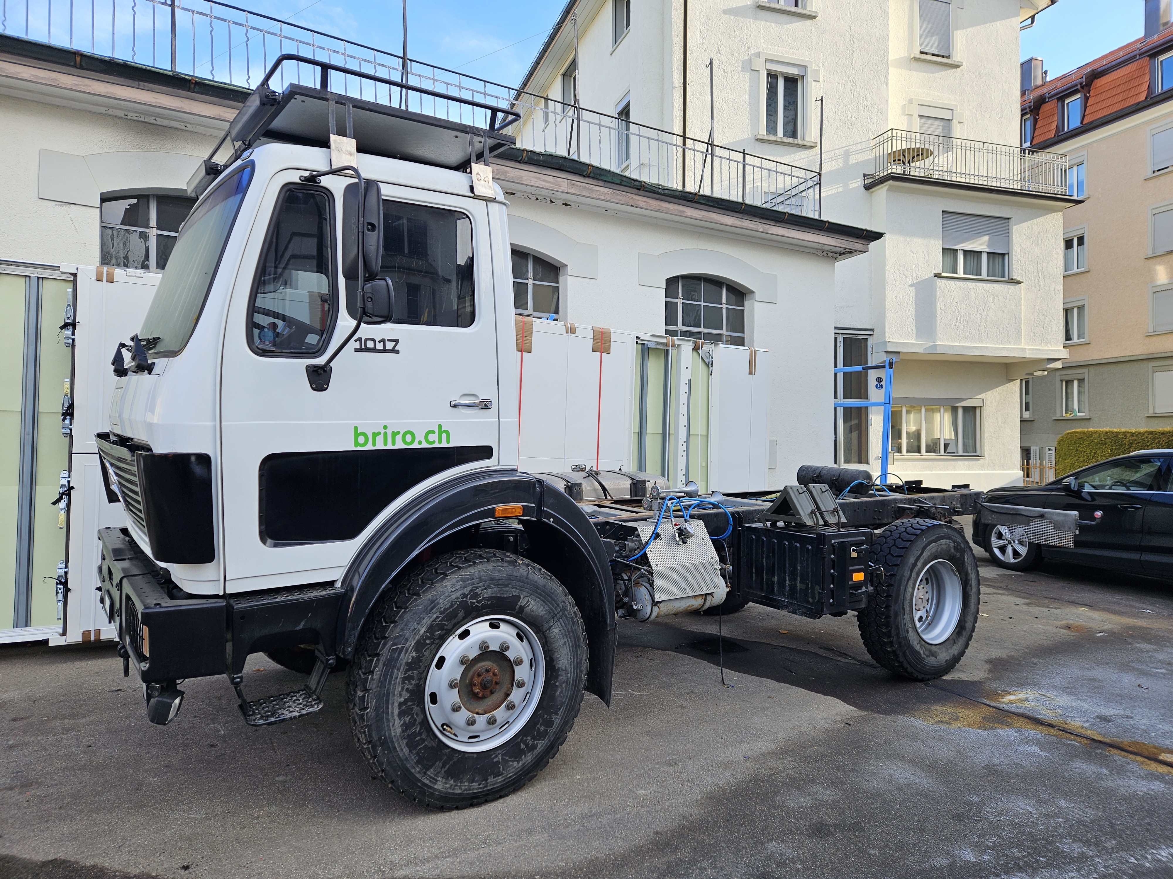 Basisfahrzeug Mercedes Benz 1017 af 4x4 (NG) - absolut ohne Elektronik