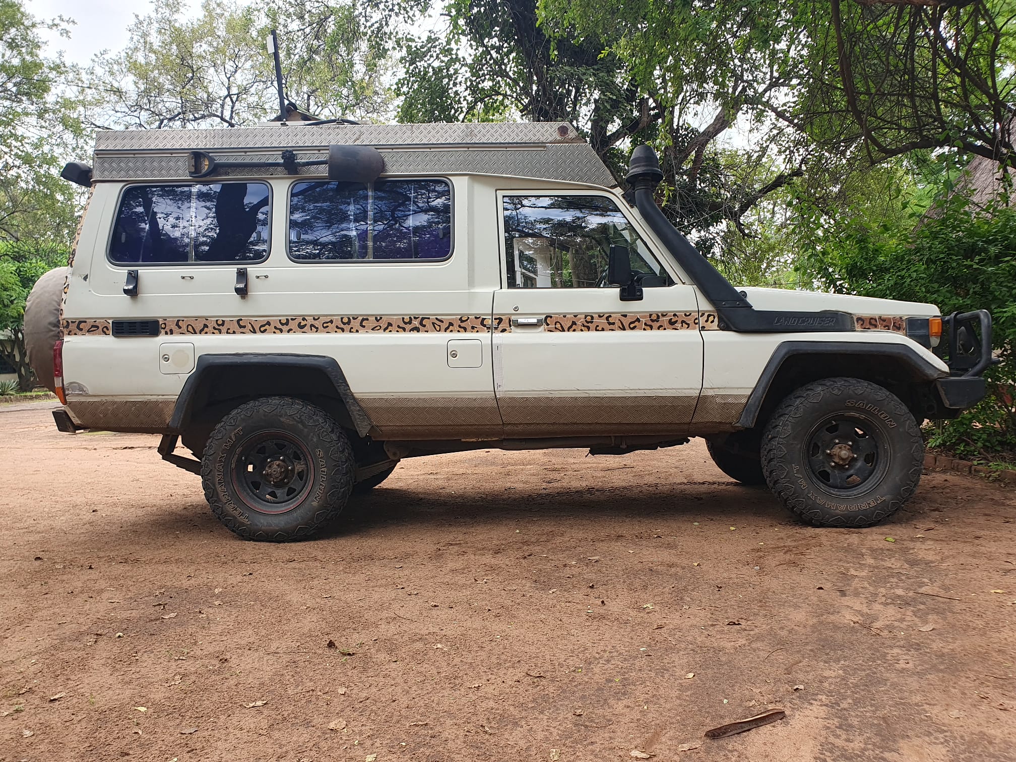Zu verkaufen Afrika Kenner: Landcruiser HZJ 75 4.2L 