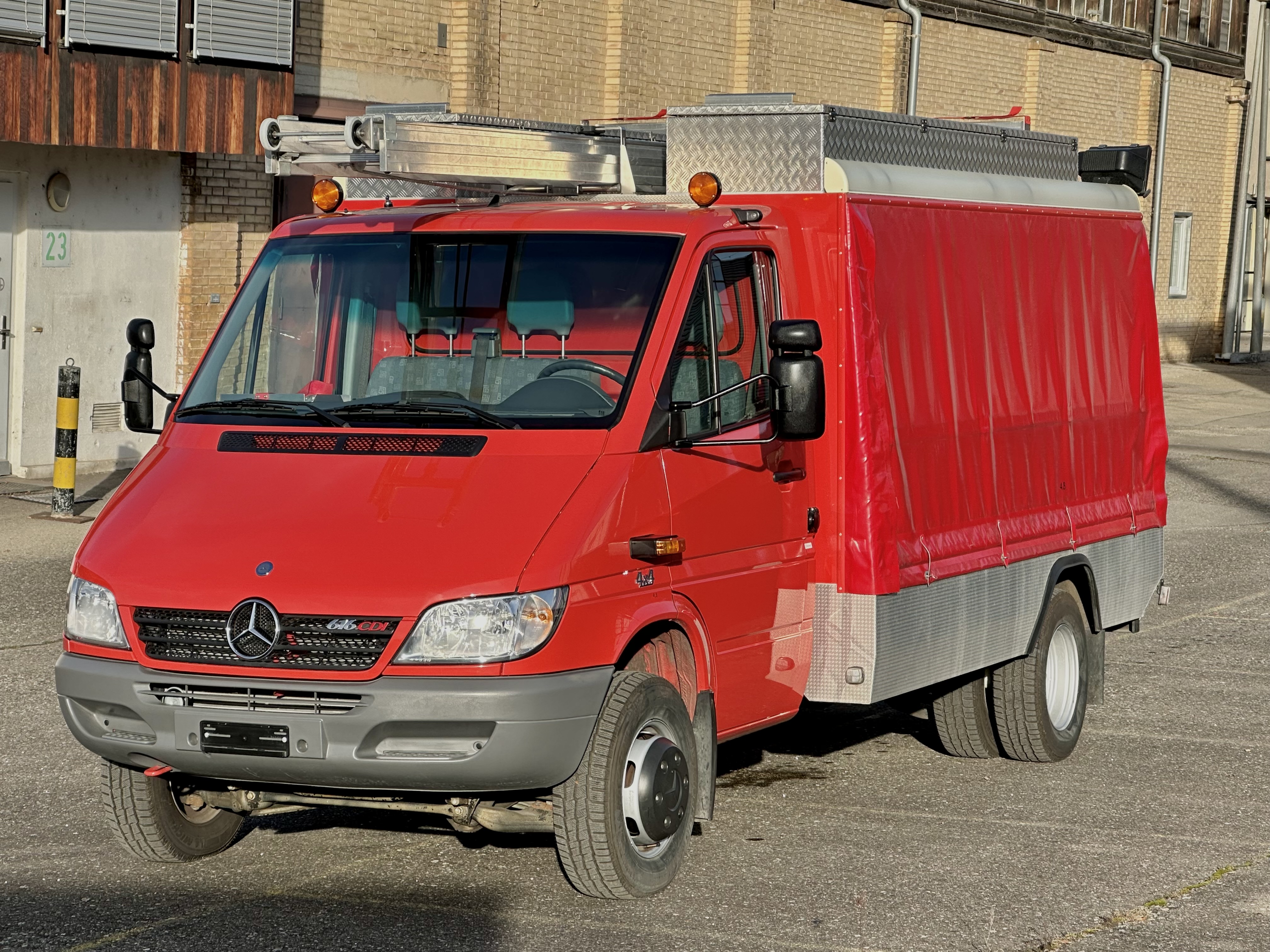 Mercedes-Benz 616 CDI 4x4