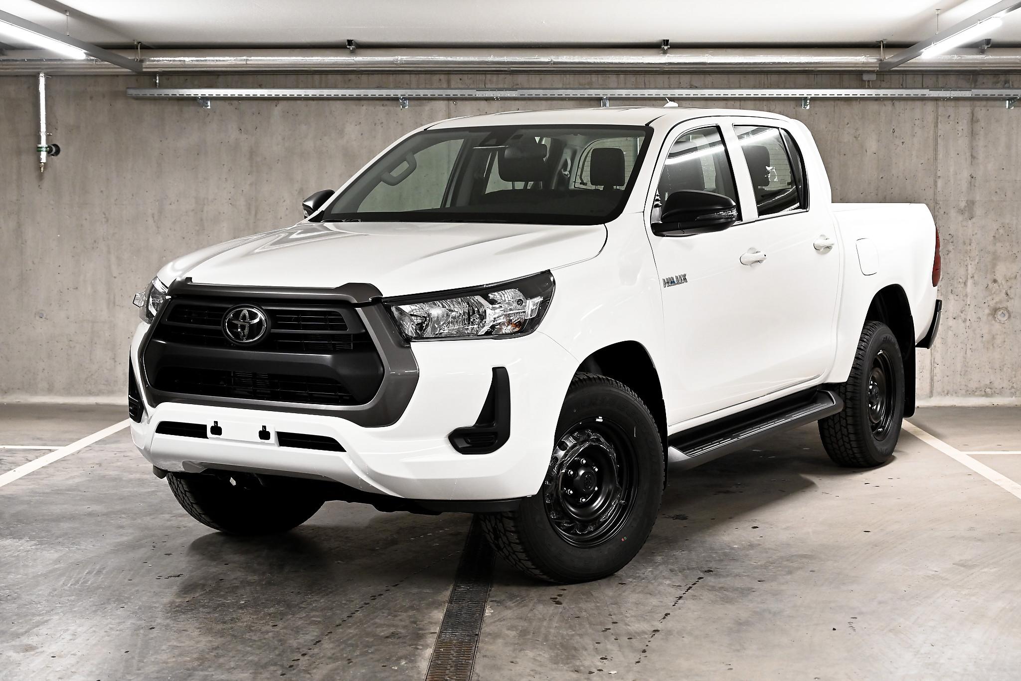 TOYOTA Hilux Double Cab.-Pick-up 2.8 D-4D 204 Comfort