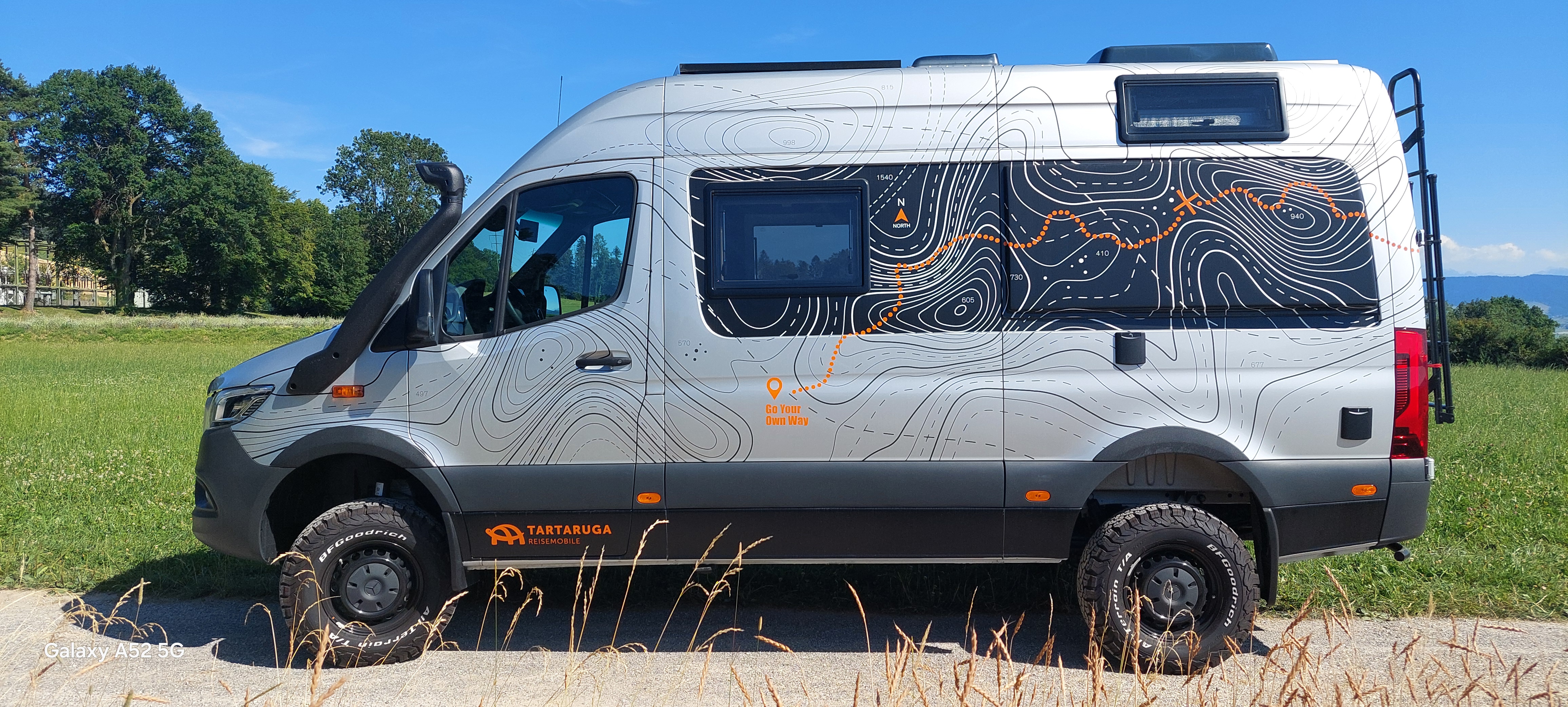 CS Independent 4×4 auf Mercedes-Benz Sprinter 190 PS – praktisch neuwertig – sofort verfügbar - Hochwertig ausgestattetes Reisemobil für Fernreisen, Offroad-Abenteuer und autarkes Reisen