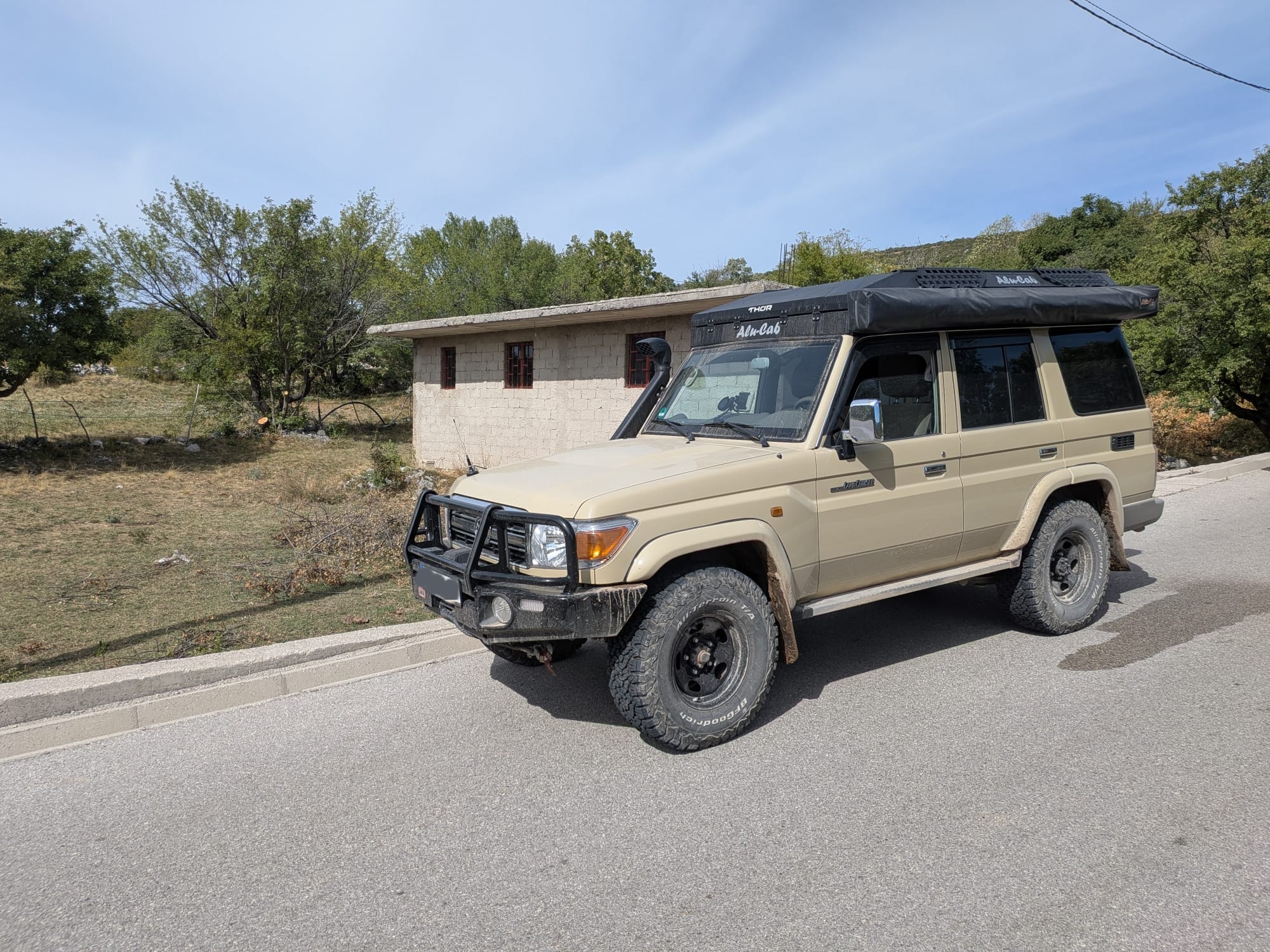 Toyota Land Cruiser GRJ 76 GRJ76 ARB Alu-cab Expeditionsmobil