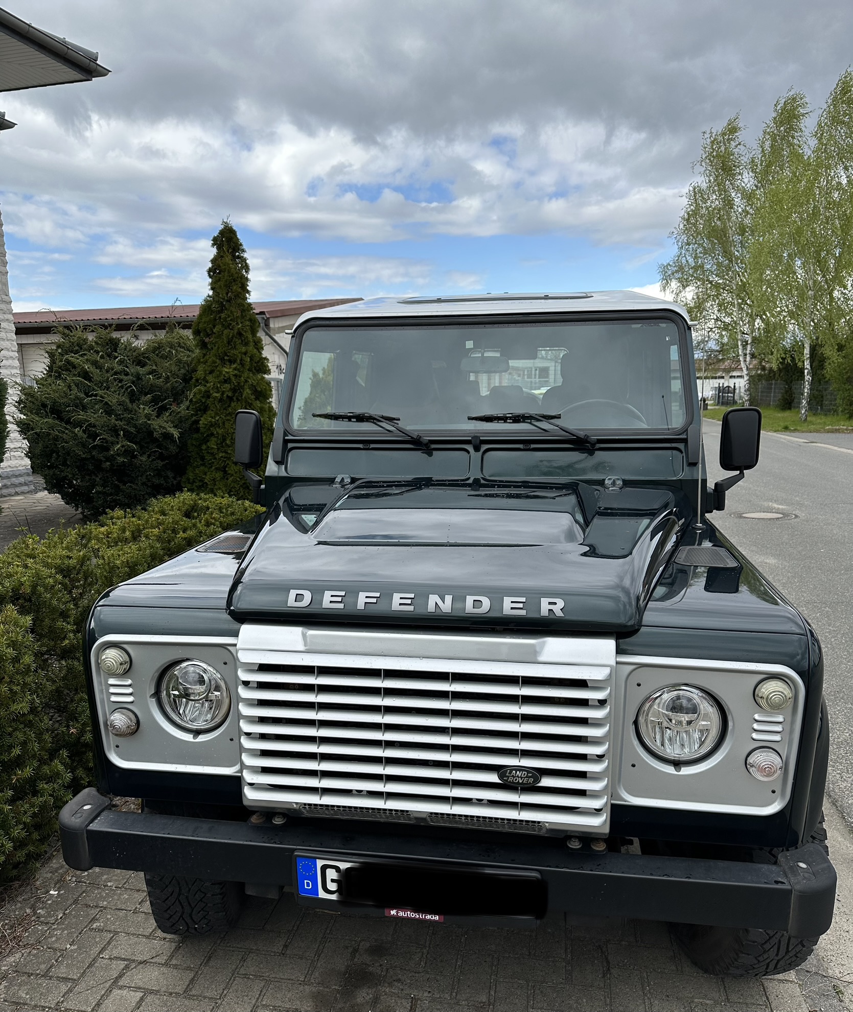 Land Rover Defender Puma Limited Edition