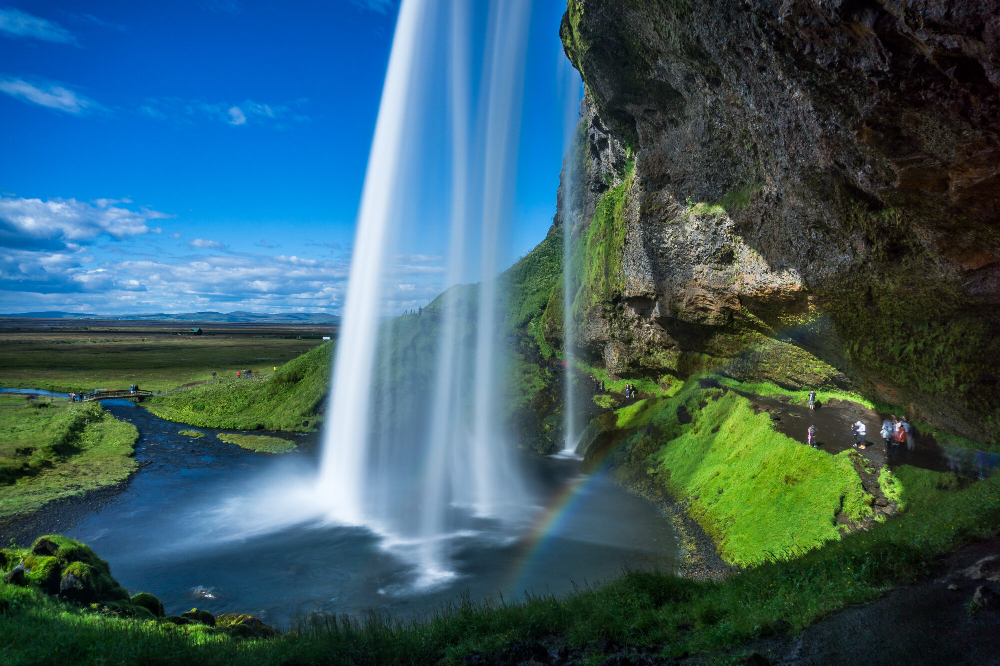 Island im Sommer: in acht Tagen um die Insel