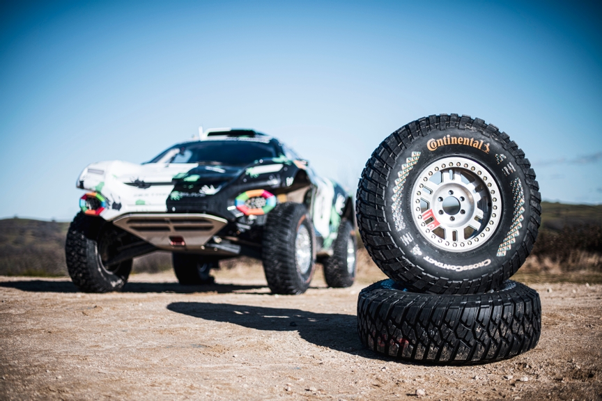 Continental entwickelt neuen CrossContact Extreme E Reifen