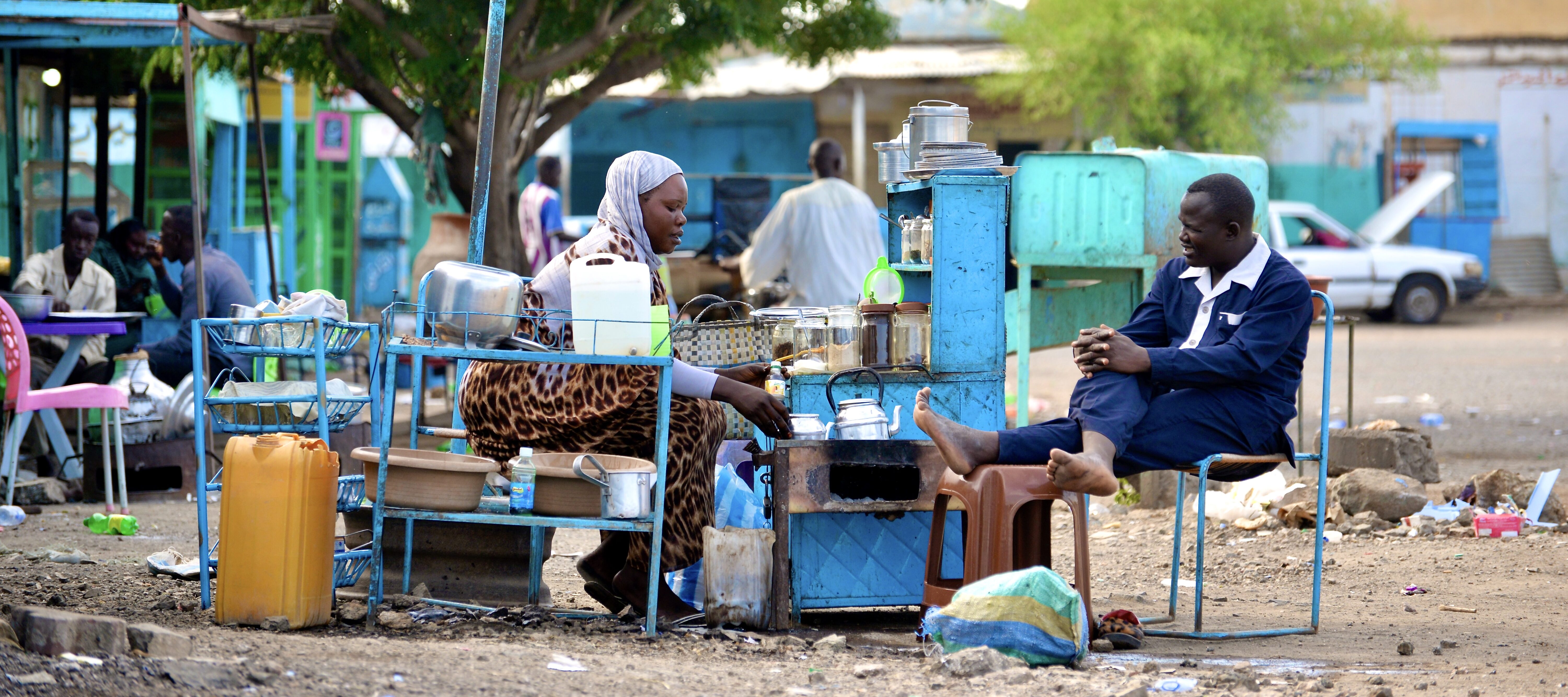 Chaos Tours: 40 Jahre Afrika – ein Blick auf die Zeit, die stillsteht