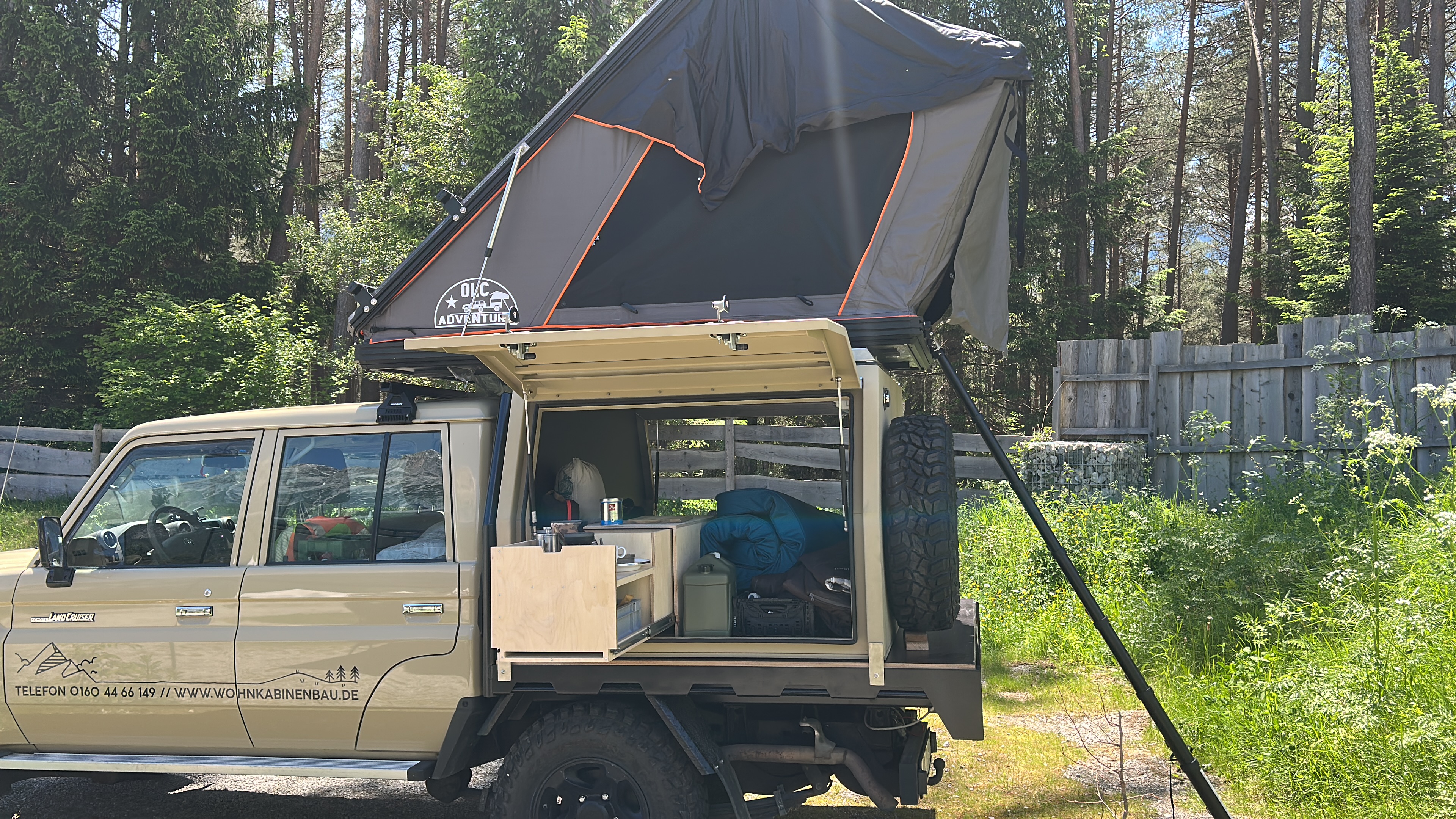 Toyota Land Cruiser GRJ DC79