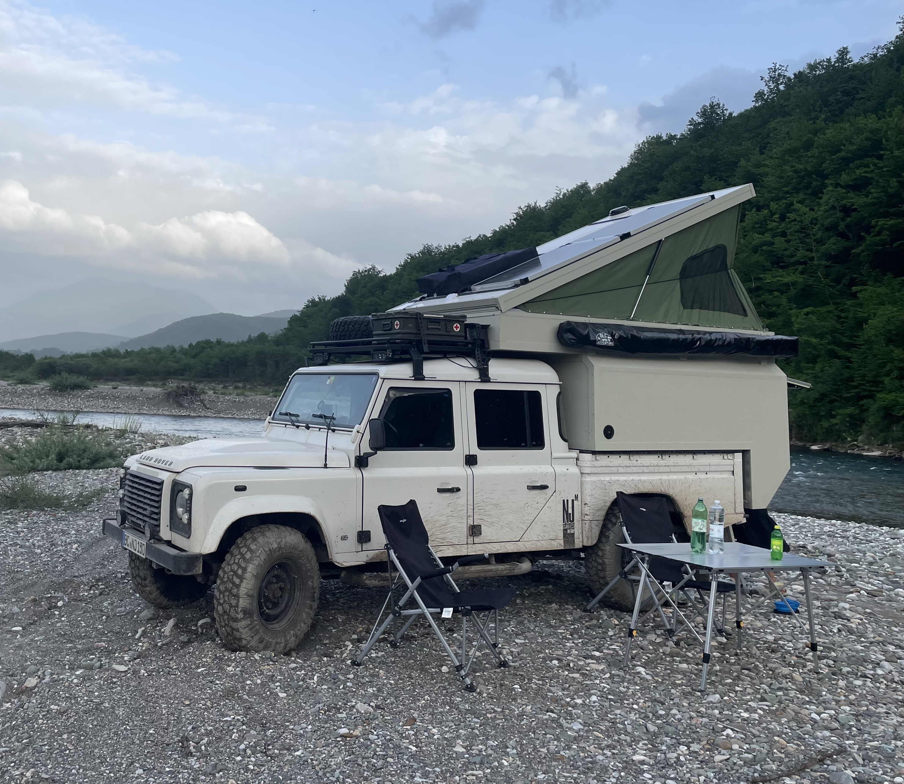 Land Rover Defender 130 Exmo Wohnkabine Overlander Camper 4x4