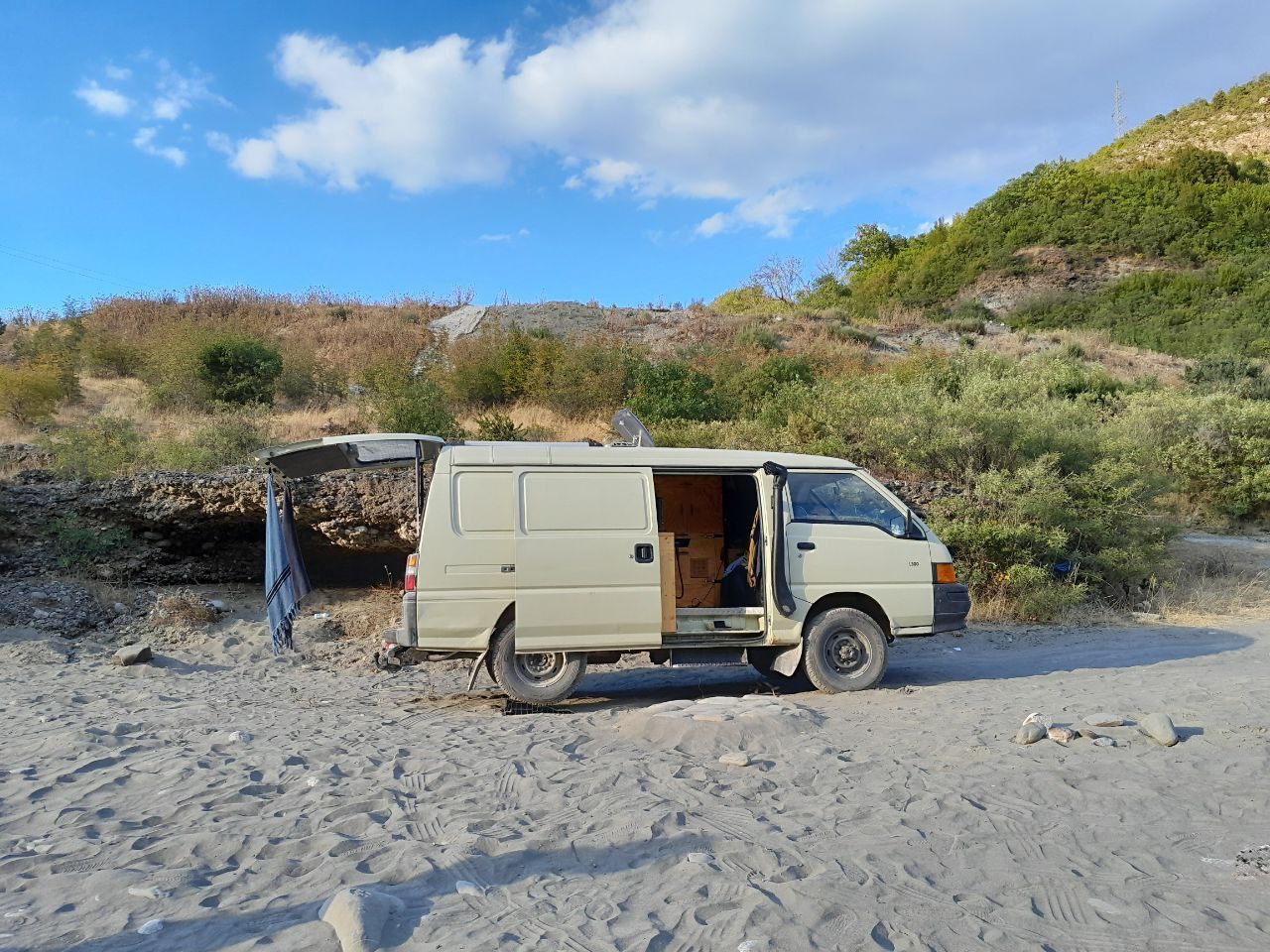 Mitsubishi L300 4x4 Reisefahrzeug ab MFK!